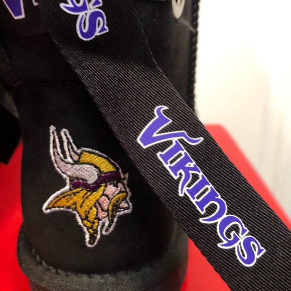 NWT NFL Team Boots Fur Lined CUCE MINNESOTA VIKINGS New with tags SIZE 9 - Picture 3 of 11